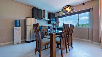 Suite presidencial | Cocineta privada | Refrigerador