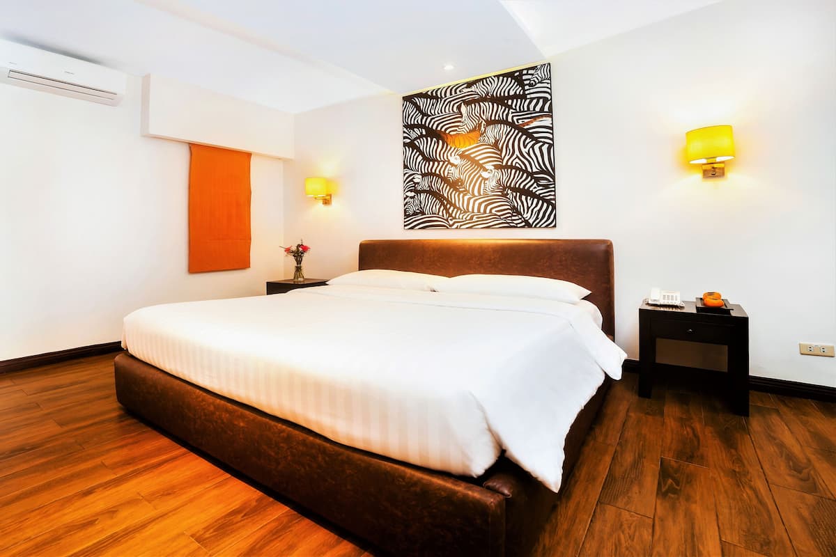 Camera Executive, 1 letto king | 1 camera, una cassaforte in camera, con stile personalizzato