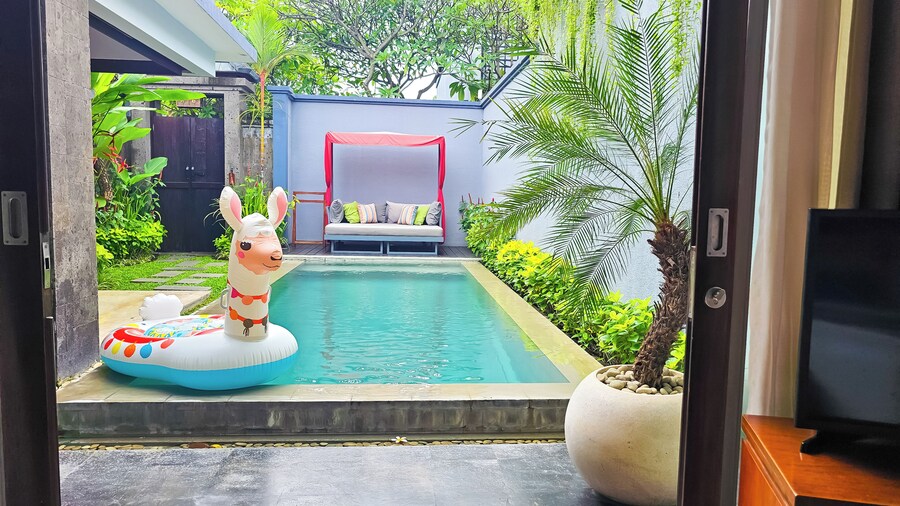 SEMINYAK ICON by Karaniya Experience