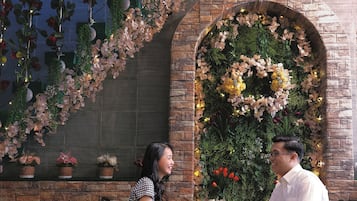 Jesselton Suite | 迷你吧、房內夾萬、書桌、熨斗/熨衫板