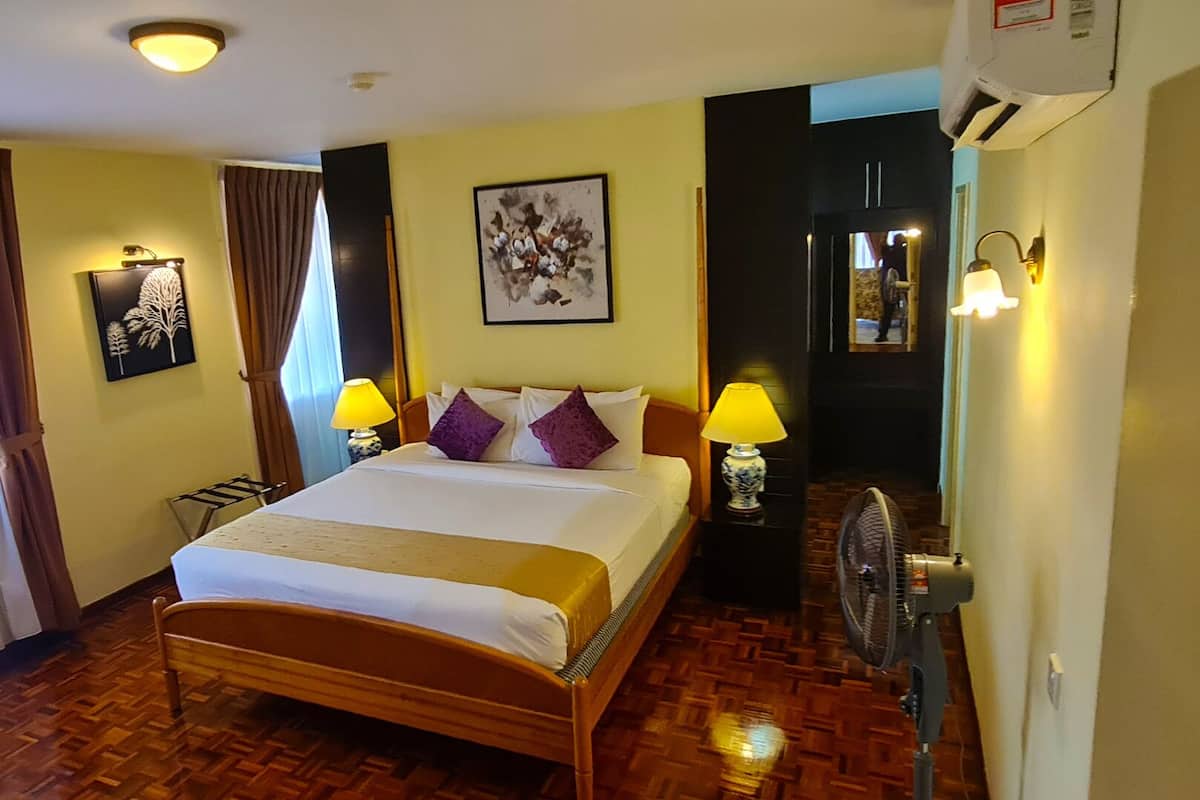 Penthouse (Apartment) | 3 chambres, coffres-forts dans les chambres, bureau