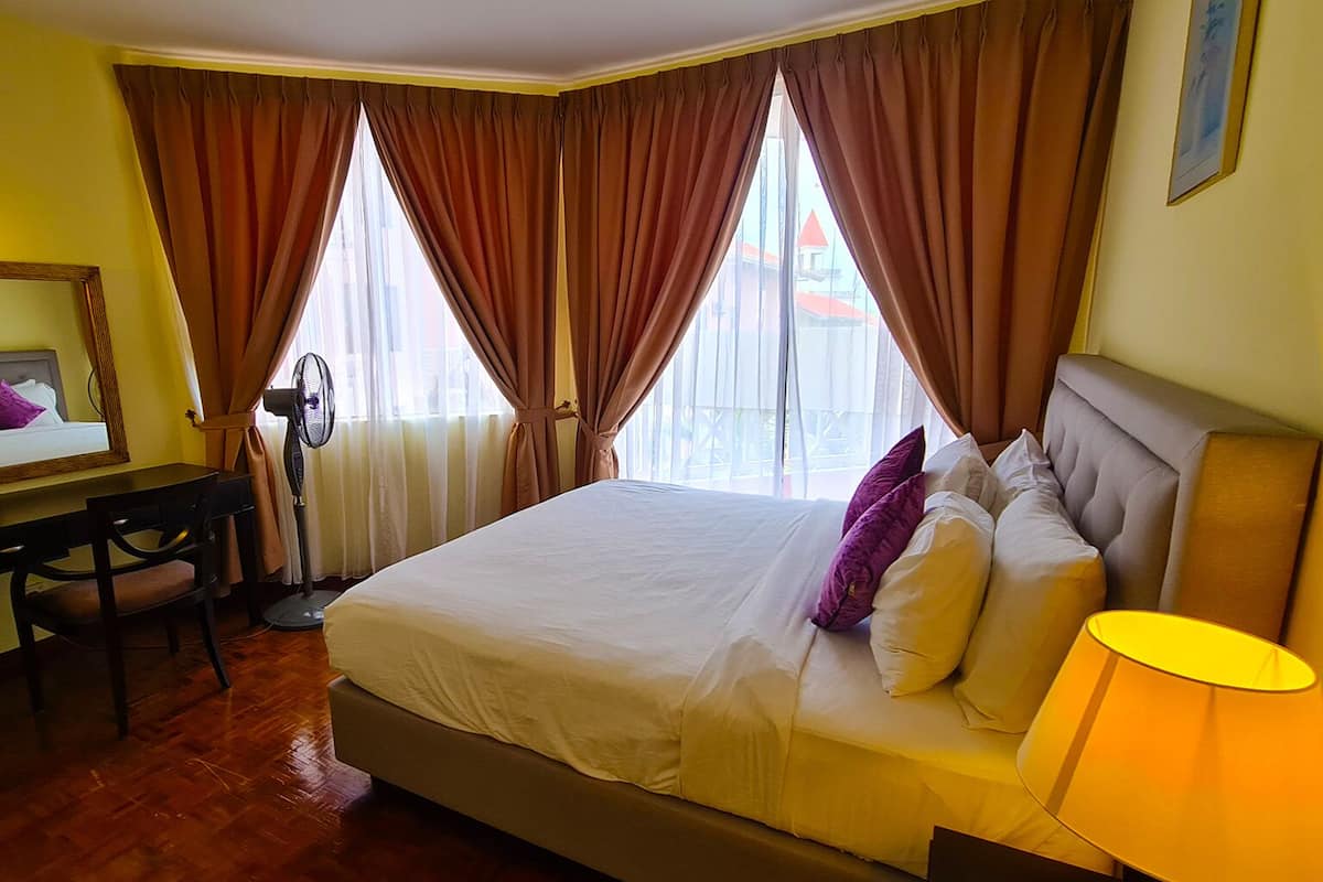 Suite, 3 chambres (Master Splash Water Park View) | 3 chambres, coffres-forts dans les chambres, bureau