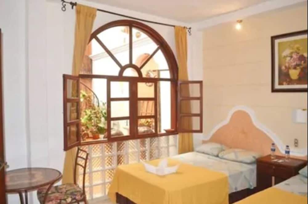 Hotel Villa Florencia Centro Historico by null