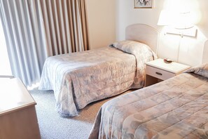 Maisonette, 3 Schlafzimmer, Blick auf den Golfplatz | 3 Schlafzimmer, individuell dekoriert, individuell eingerichtet