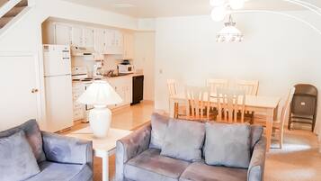 Duplex, 3 Bedrooms, Golf View