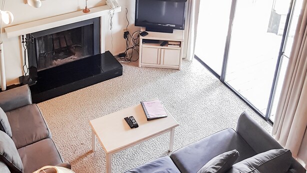 Duplex, 3 Bedrooms, Golf View | Living area - Villas of Ocean Pines (Berlin)
