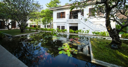 Victoria Xiengthong Palace