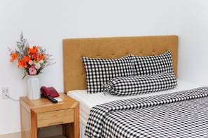 Standard Double Room | In-room safe, desk, blackout drapes, free WiFi