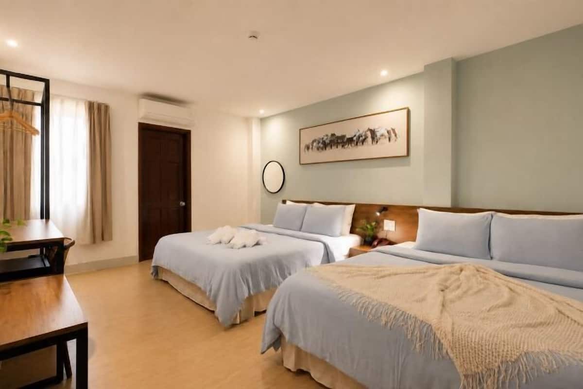 In-room safe, desk, blackout drapes, WiFi (free)