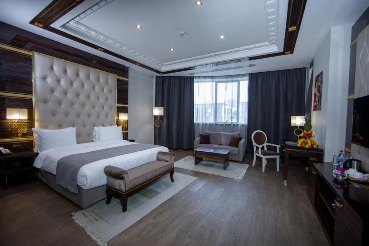 In-room safe, desk, soundproofing, iron/ironing board (on request)