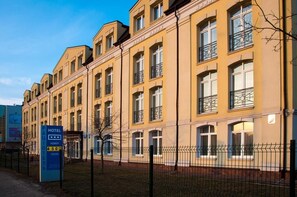 숙박 시설 입구