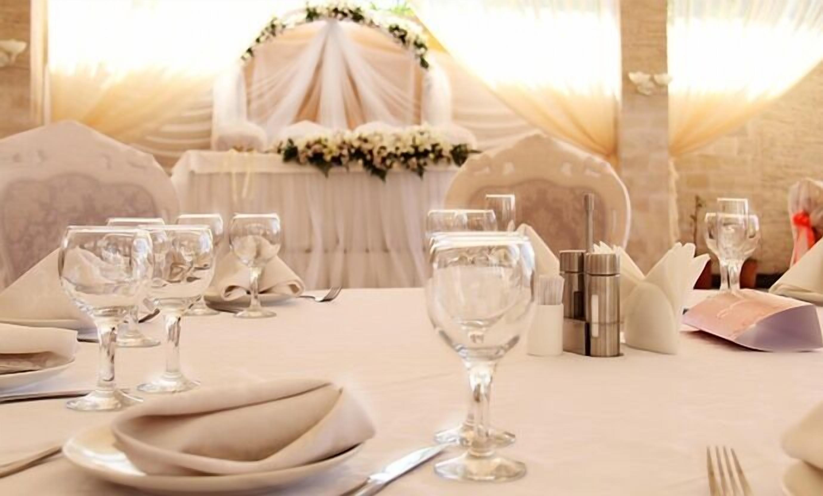 Banquet hall