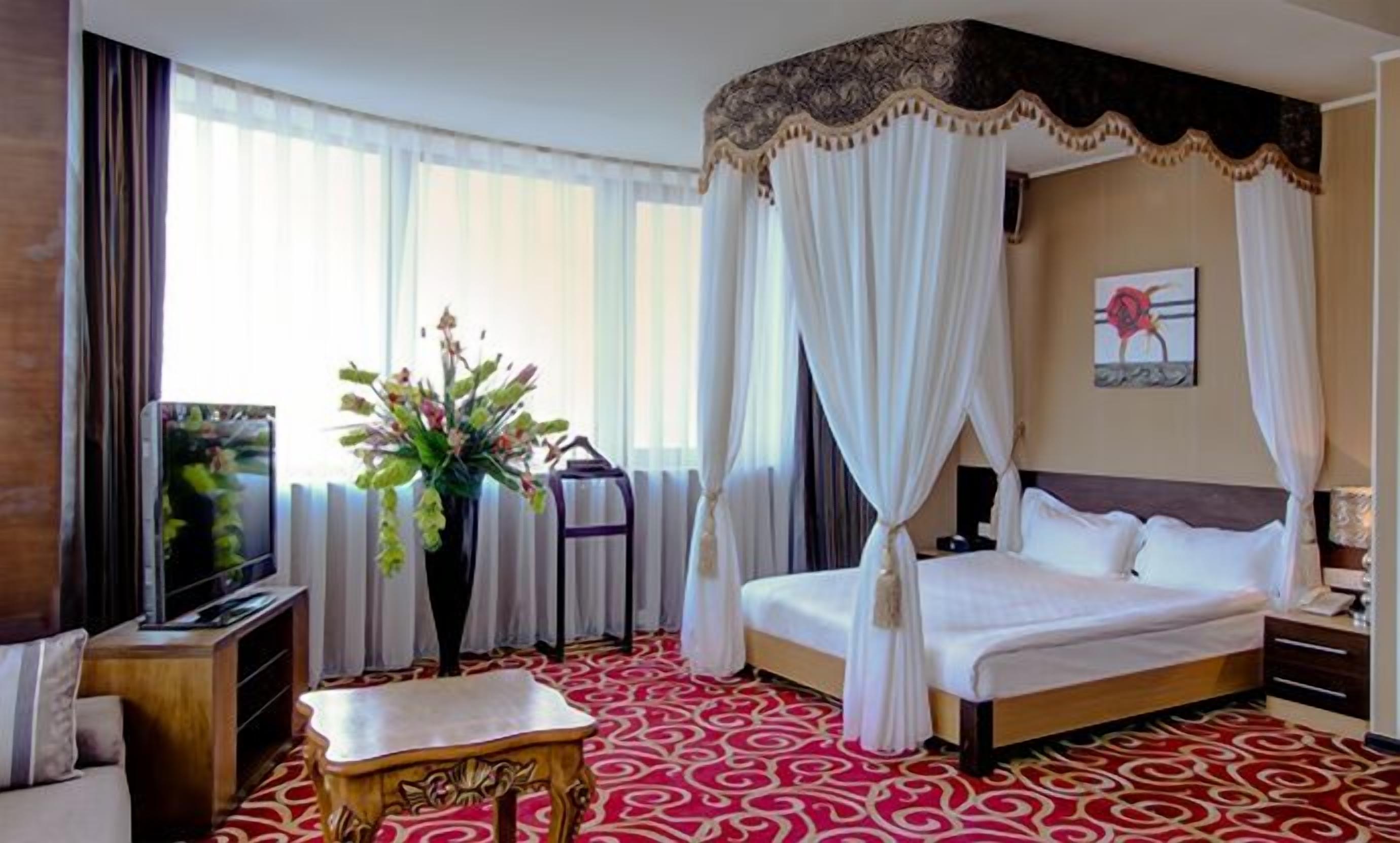 In-room safe, desk, free cribs/infant beds, rollaway beds