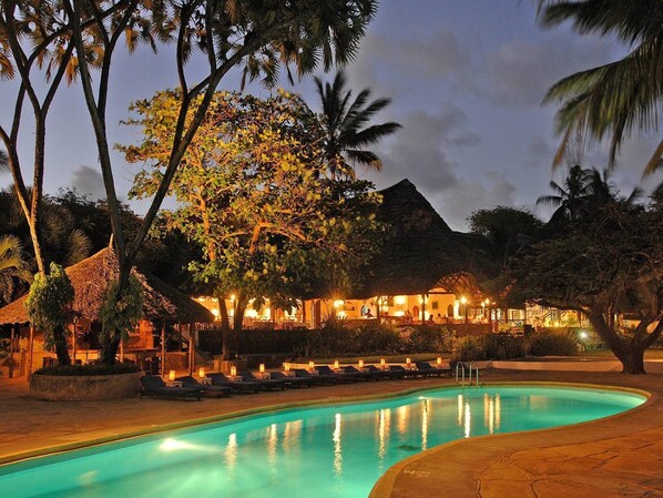 Exterior - Driftwood Beach Club (Malindi)