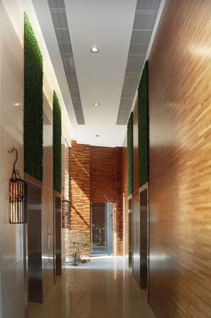 Garden - Dorsett Kwun Tong, Hong Kong (Kowloon)