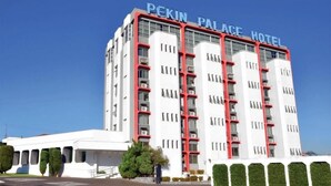 Front of property - Pekin Palace Hotel (Aracatuba)