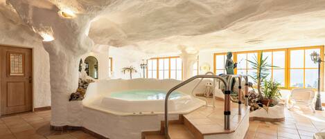Bain à remous intérieur