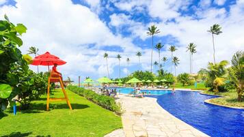 Indoor pool, 6 outdoor pools, pool umbrellas, pool loungers