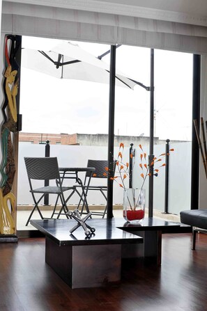 Flat-screen TV - Suites 109 GH Usaquén (Bogotá)
