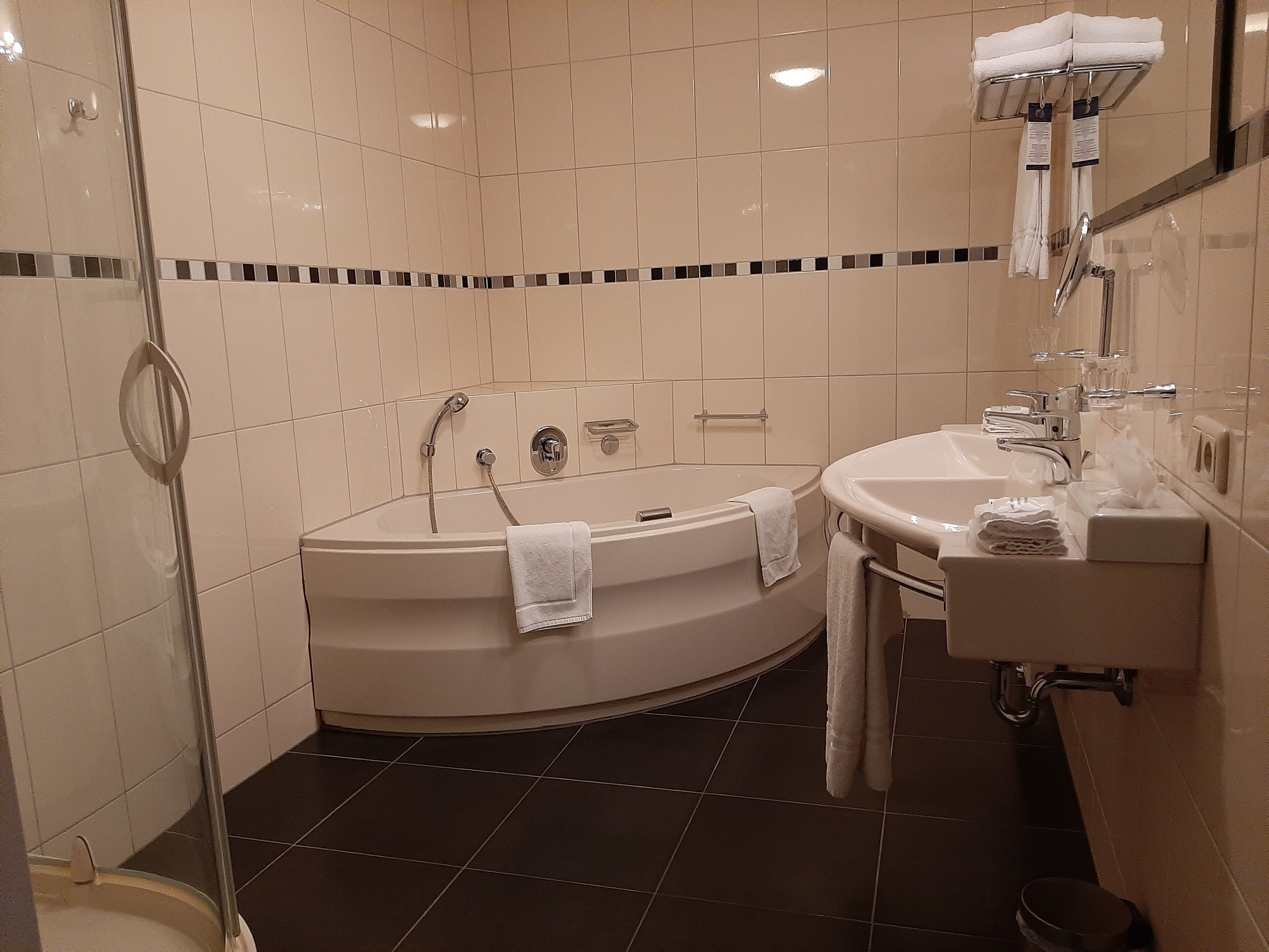 royal suite | bathroom | separate bathtub and shower, free toiletries, hair dryer, bathrobes