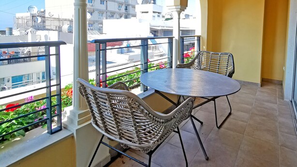 Suite | Terrace/patio - X2 by Smallville (Beirut)