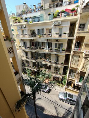 Exterior - X1 by Smallville (Beirut)