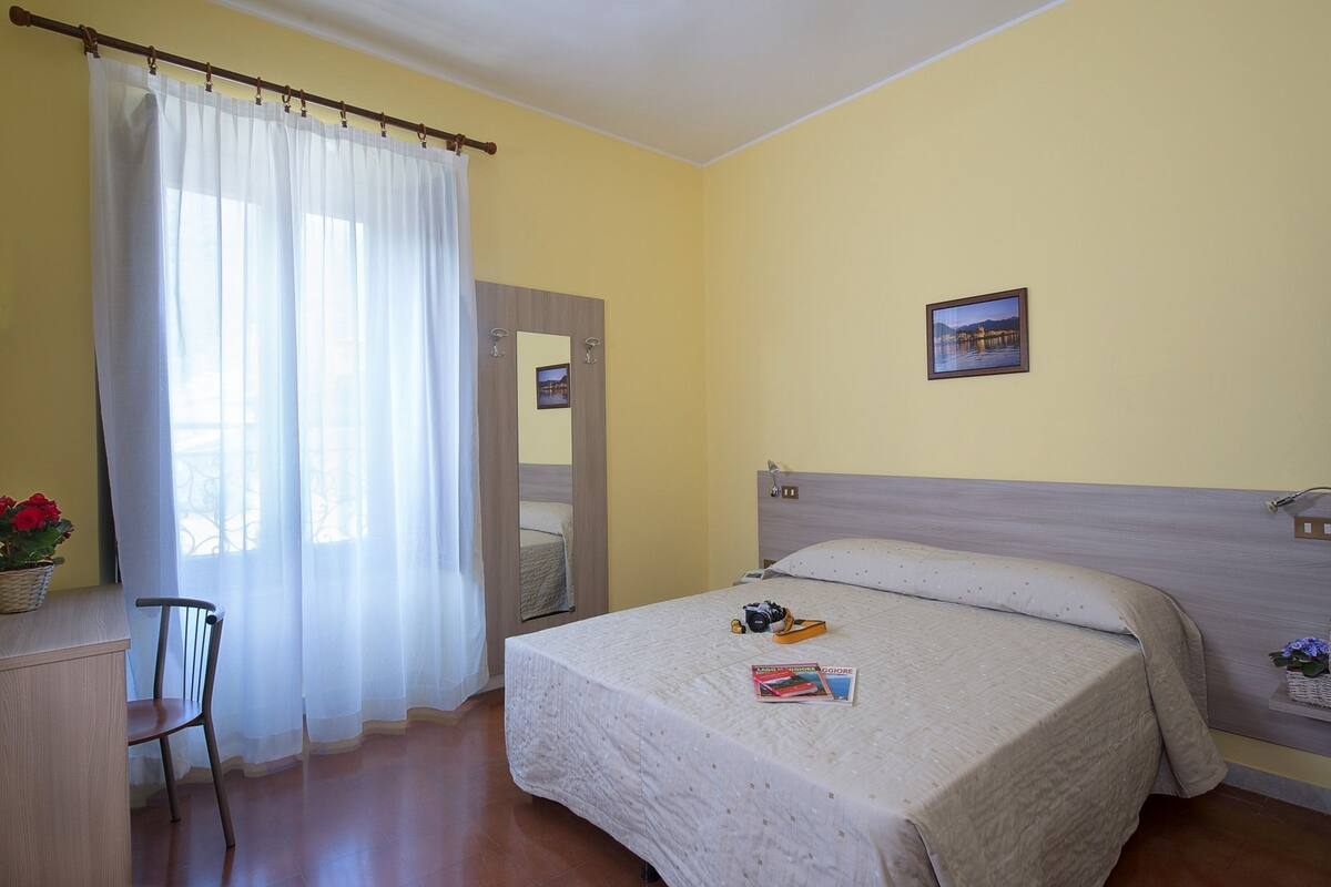 Quarto casal clássico | 1 quarto, roupas de cama premium, camas Select Comfort