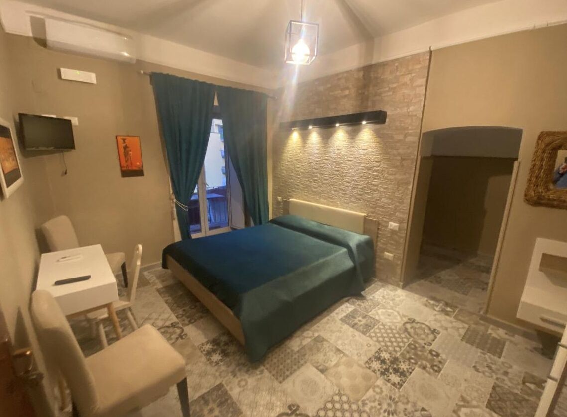 Phòng đôi Tiêu chuẩn | Màn/rèm cản sáng, truy cập Internet không dây miễn phí, bộ trải giường 