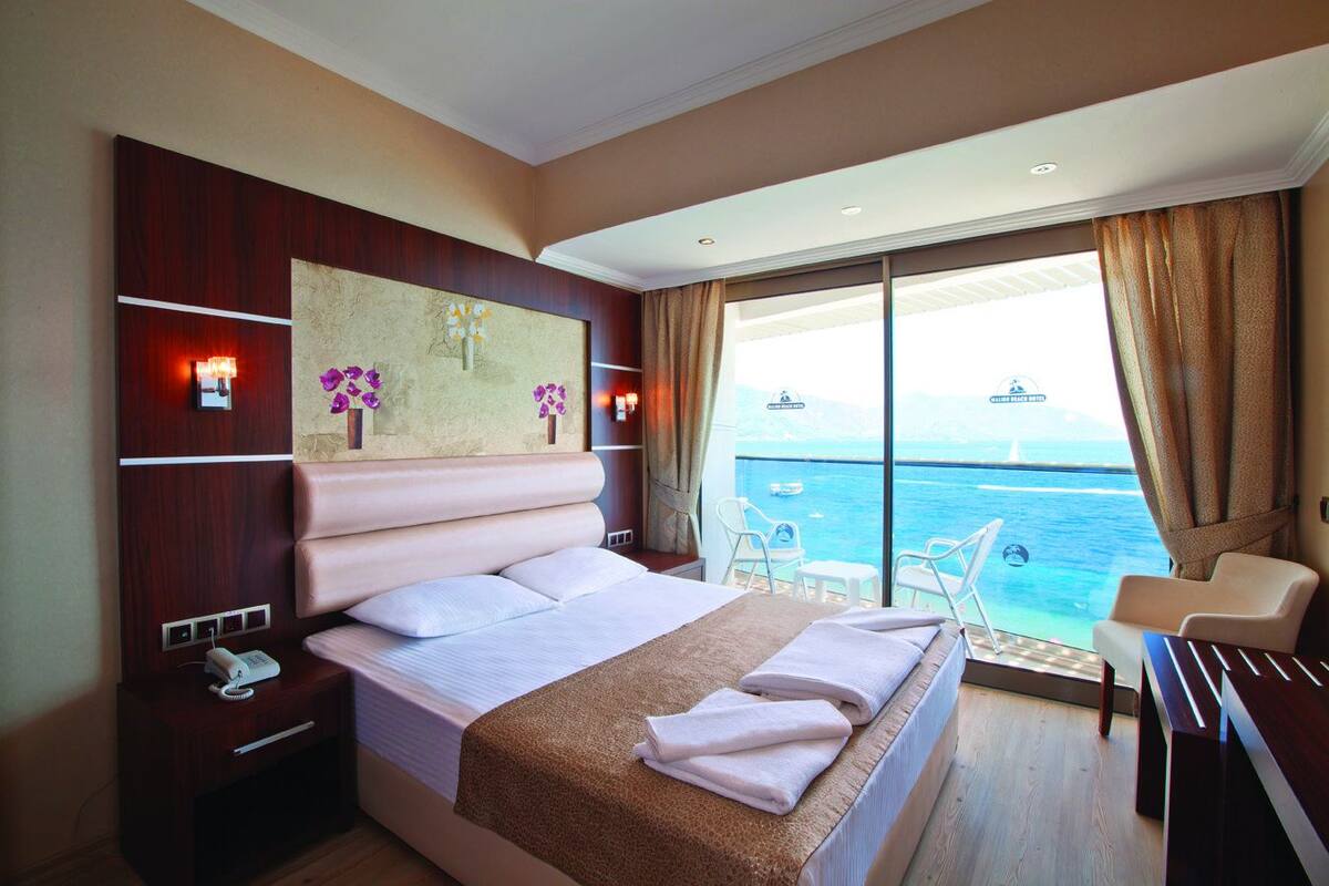 Minibar, in-room safe, free cots/infant beds, rollaway beds