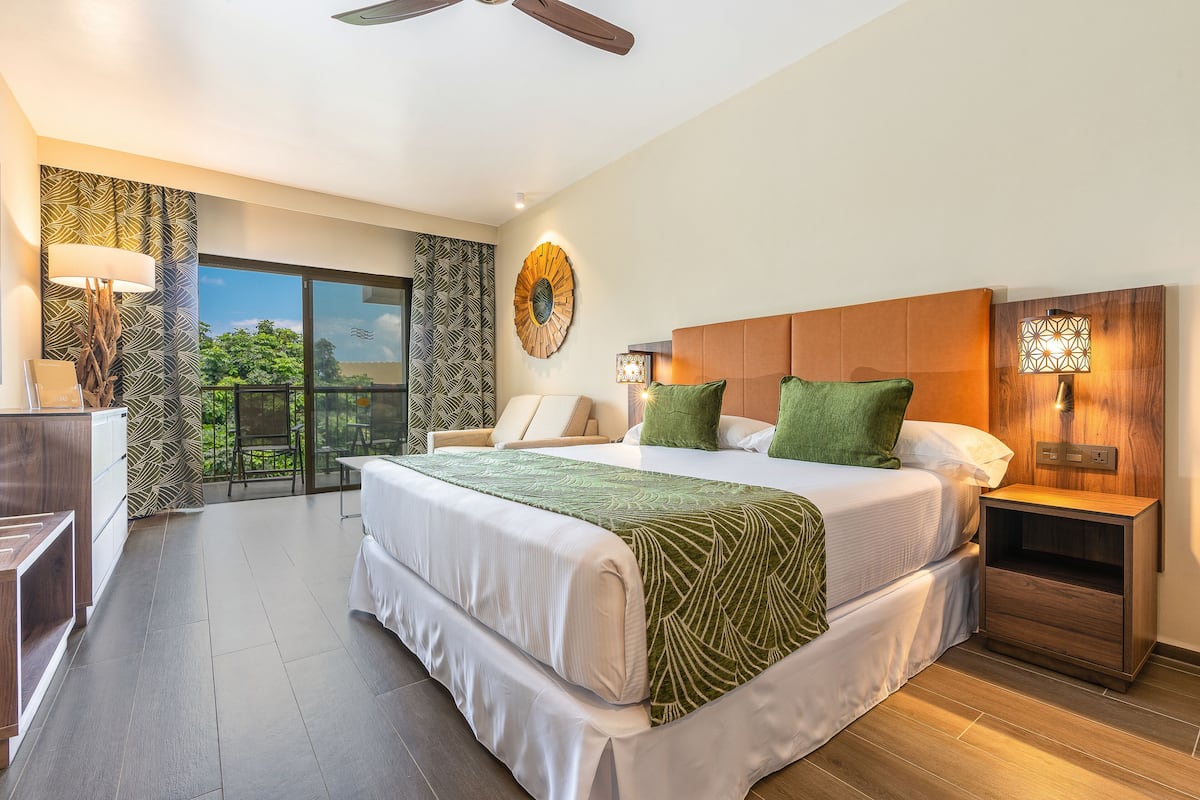 Ropa de cama hipoalergénica y minibar