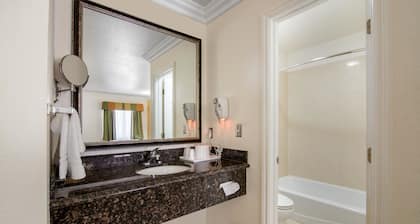 Rodeway Inn Adelanto US 395