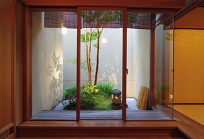 New Building, Superior Modern Heritage Room, Non Smoking (#52 or #62) | Minibar, in-room safe, individually decorated, desk - Hiiragiya (Kyoto)