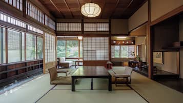 Main Building, Executive Traditional Room, Non Smoking (#25) | Minibar, in-room safe, individually decorated, desk