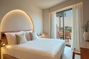 Habitación doble | Minibar, escritorio, cortinas opacas y tabla de planchar con plancha