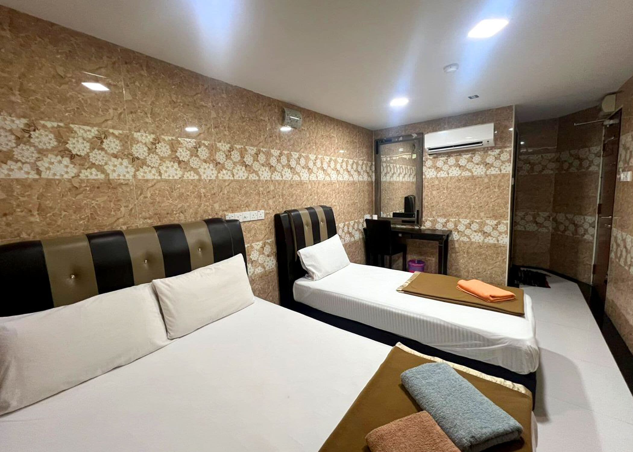 Photo - Melawati Hotel