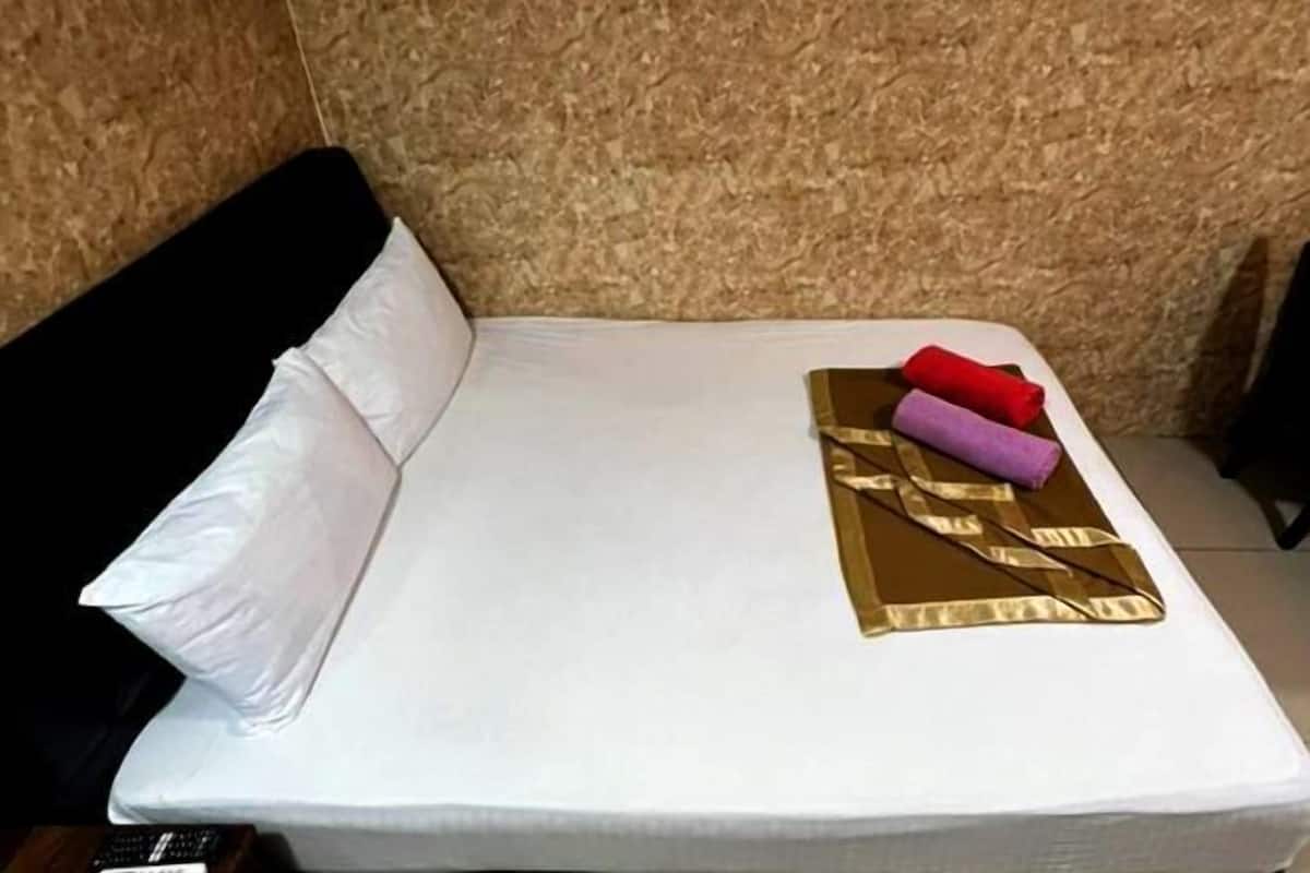 Iron/ironing board, free WiFi
