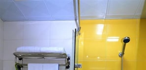 Bathroom shower - Home Inn Wenyuan Road - Xiamen (Xiamen)