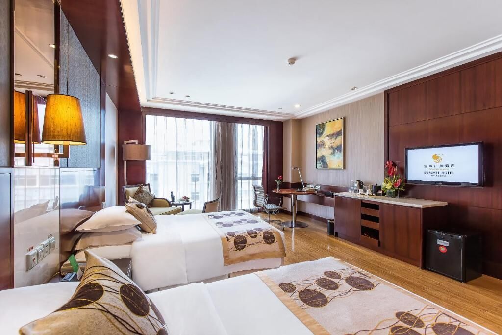 minibar, in-room safe, desk, blackout curtains