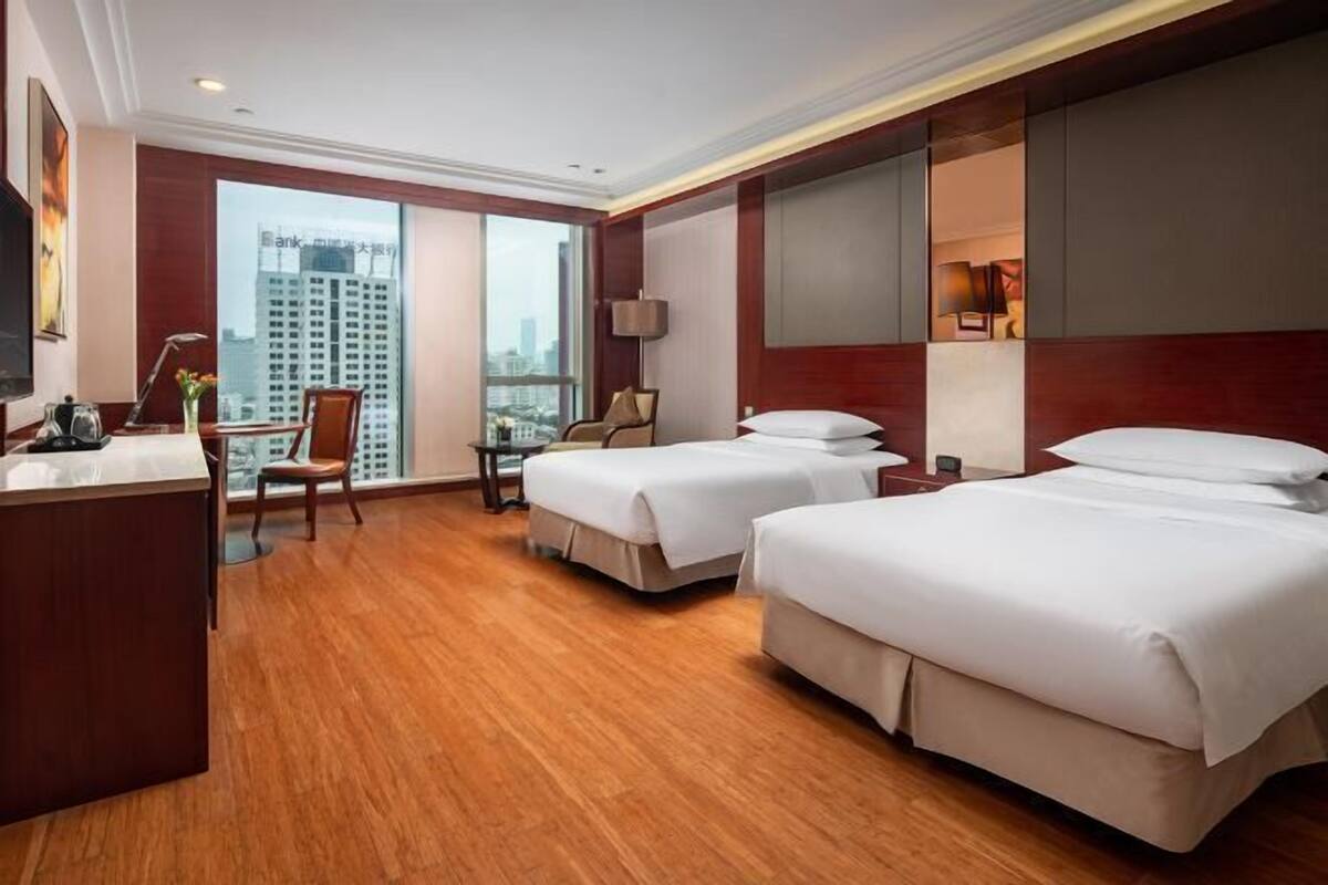 Minibar, in-room safe, desk, blackout drapes