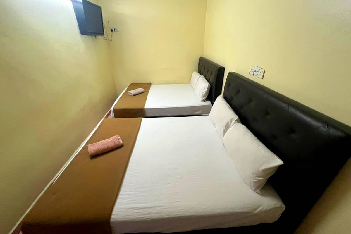 Iron/ironing board, free WiFi