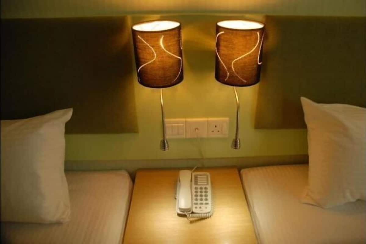 1 bedroom, in-room safe, desk, soundproofing