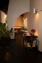 Salas de tratamientos para parejas, sauna, bañera de hidromasaje