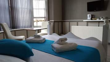 Double Room | Select Comfort beds, iron/ironing board, free WiFi, bed sheets