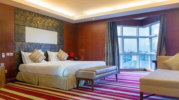 Suite Studio Présidentielle | Draps en coton égyptien, literie de qualité supérieure, minibar