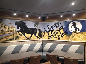Restaurant - Hôtel le Cheval Noir (Pantin)