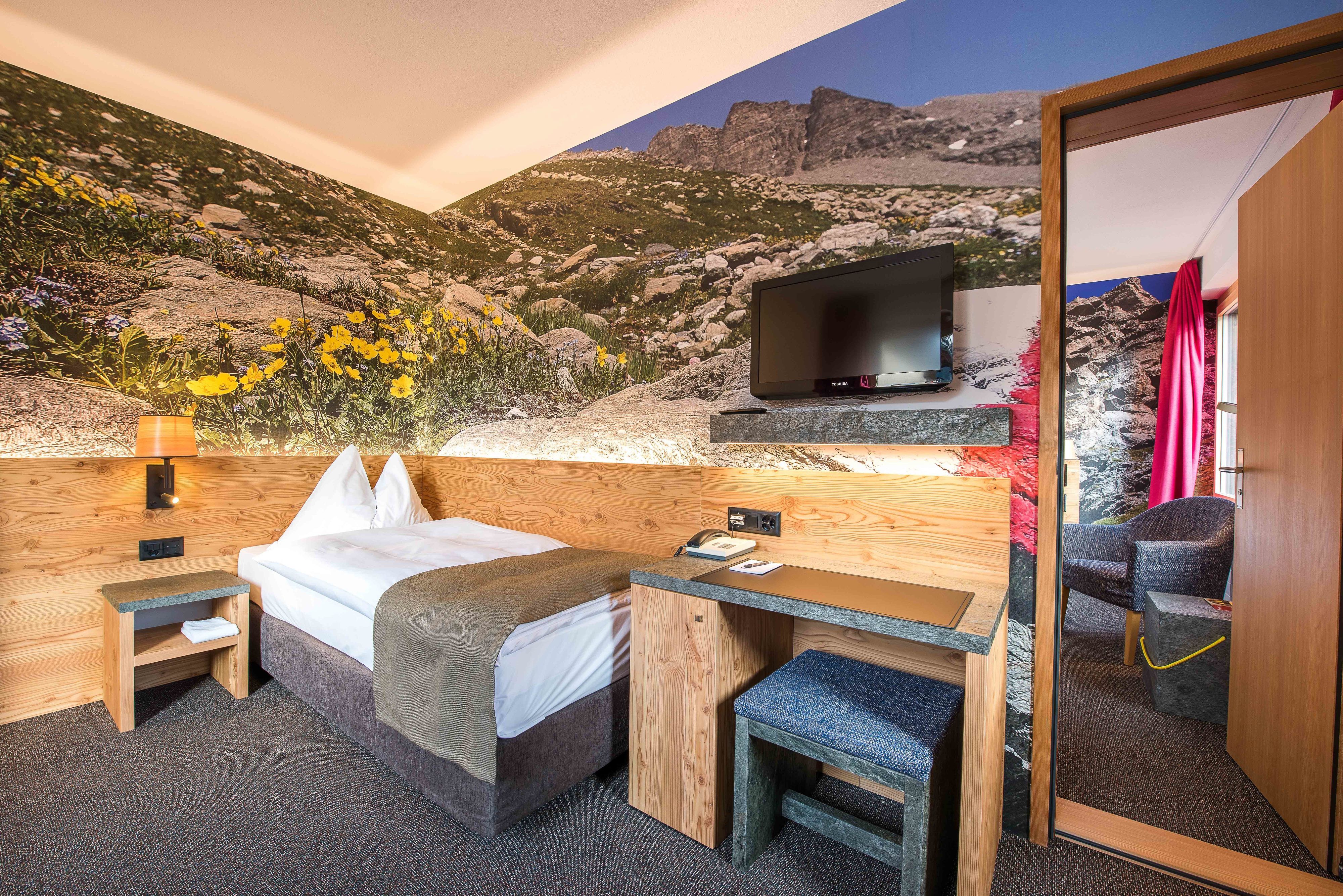 comfort triple room, 3 single beds | in-room safe, desk, soundproofing, rollaway beds