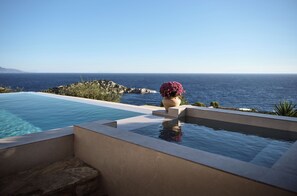 4 outdoor pools, pool umbrellas, sun loungers - Orfos Villas (Zakynthos)