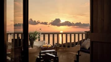 Traditional Villa, 3 Bedrooms, Sea View | Balcony view