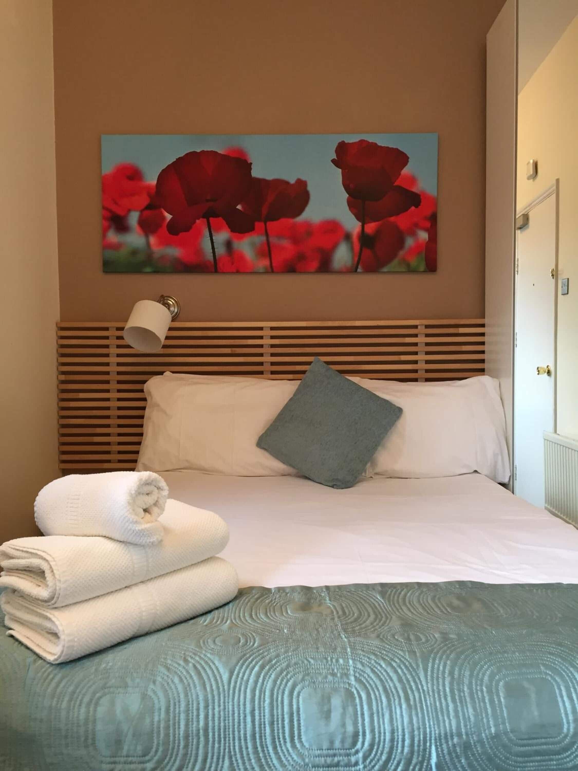 Photo - Dockside Hotel