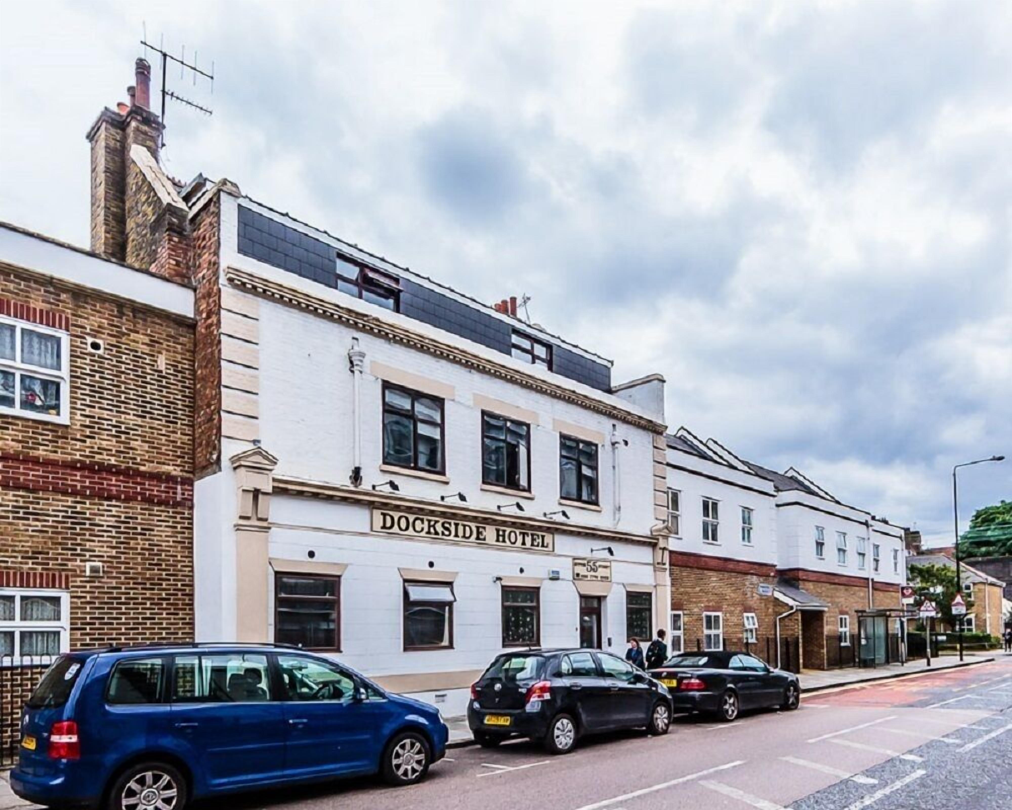 Photo - Dockside Hotel